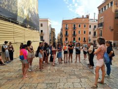 El Camp de treball “Estiu entre lletres” fa una ruta literària a Tarragona